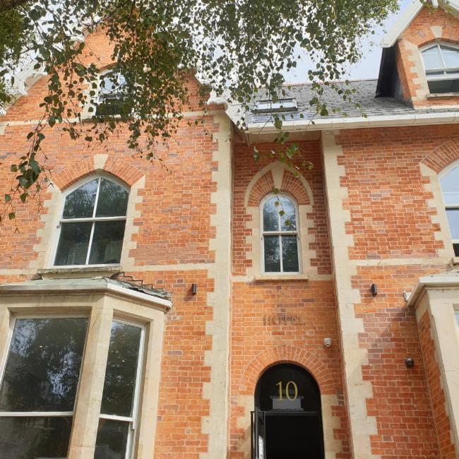 The Spires Serviced Apartments Cardiff Extérieur photo